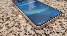 Good
													Samsung Galaxy S24 - T-Mobile, Yellow, 128 GB, 8 GB, SM-S921U, photo 3 of 4