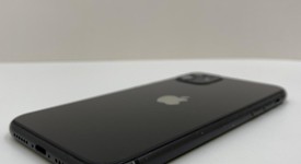 Fair
													Apple iPhone 11 - Unlocked, Black, 128 GB, A2111, photo 4 of 8