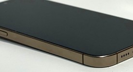 Mint
													Apple iPhone 16 Pro Max - Verizon, Desert, 256 GB, A3084, photo 3 of 8