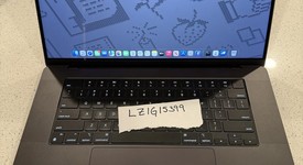 Good
													MacBook Pro Late 2023 (M3) - 16" - Apple M3 Max 16-core, Black, 1 TB, 48 GB, 40-core GPU, photo 1 of 15