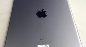 Fair
													Apple iPad 5th Gen - Wi-Fi, Silver, 32 GB, A1822, photo 5 of 6