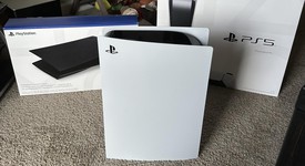 Mint
													PlayStation 5 Standard Edition (2020) - White, 825 GB, Standard Edition, photo 5 of 13