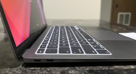 Good
													MacBook Air 2020 - 13" - I3, Silver, 256 GB, 8 GB, photo 5 of 10