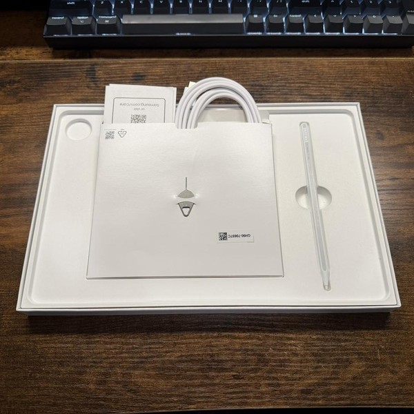 Samsung Galaxy Tab  S11 - Wi-Fi, Silver, 128 GB