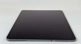 Good
													Apple iPad Pro 12.9" 4th Gen 2020 - Unlocked, Gray, 1 TB, A2069, photo 5 of 7