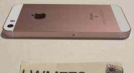 Good
													Apple iPhone SE 1st Gen 2016 - Unlocked, Rose Gold, 32 GB, A1662, photo 5 of 7