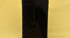 Fair
													Apple iPhone SE 2nd Gen 2020 - Unlocked, Black, 64 GB, A2275, photo 2 of 6