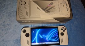Good
													Asus ROG Ally 7" - Z1 Extreme, White, 512 GB, 16 GB, Ryzen Z1 Extreme, photo 3 of 9