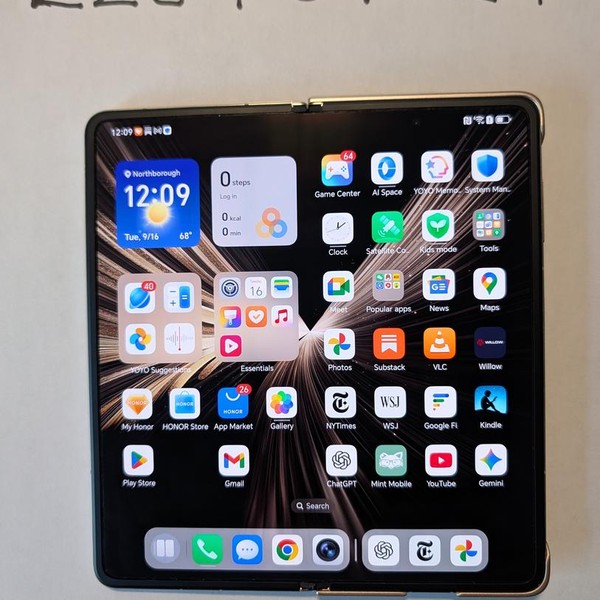 Honor Magic V5 - Unlocked Non-US, White, 512 GB, 16 GB