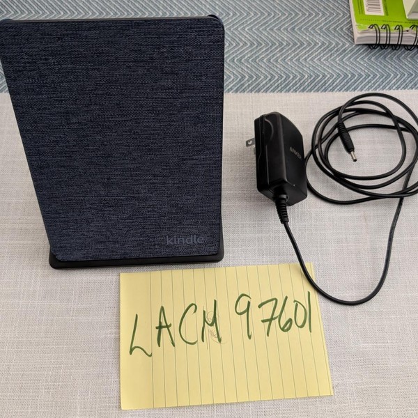 Amazon Kindle Paperwhite 11th Gen 2021 - Amazon, 32 GB, Black