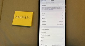 Good
													Apple iPhone Xs - Unlocked, Gold, 256 GB, A1920, photo 5 of 6