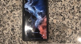 Good
													Samsung Galaxy S22 Ultra - Verizon, Green, 256 GB, 12 GB, SM-S908U, photo 1 of 7