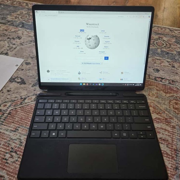 Microsoft Surface Pro 9 - Wi-Fi, 256 GB, Graphite, 16 GB, Intel Core i7, Wi-Fi