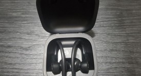 Used
													Beats Powerbeats Pro - Black, photo 5 of 7