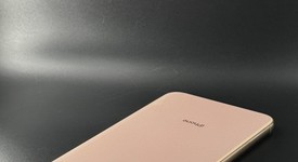 Good
													Apple iPhone Xs Max - Unlocked, Gold, 64 GB, A1921, photo 5 of 6