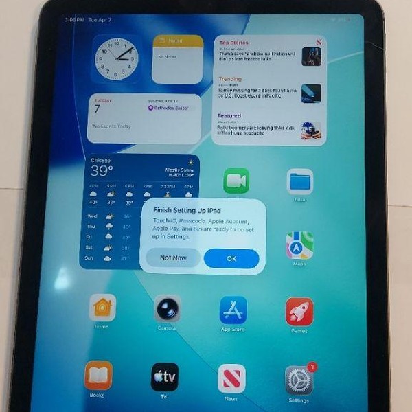 Apple iPad Air 4th Gen - Unlocked, 64 GB, Gray, A2324