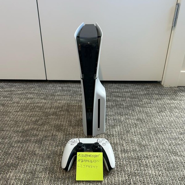 PlayStation 5 Slim Standard Edition (2023) - 1 TB, White