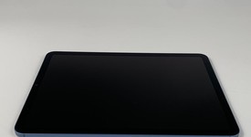 Good
													Apple iPad Air 5th Gen - Unlocked, Blue, 64 GB, A2589, photo 3 of 7