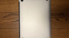 Good
													MacBook Air 2017 - 13" - I5, Silver, 128 GB, 8 GB, photo 1 of 10