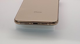 Mint
													Apple iPhone Xs Max - AT&T, Gold, 64 GB, A1921, photo 4 of 7