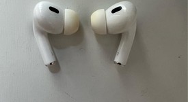 Used
													Apple AirPods Pro 2 - Lightning, photo 3 of 5