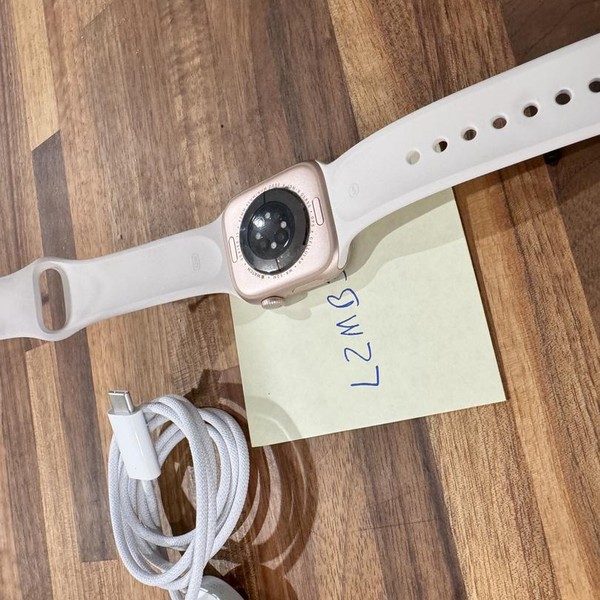 Apple Watch Series 11 42mm - Unlocked, Rose Gold, A3335 - Cellular, Aluminum