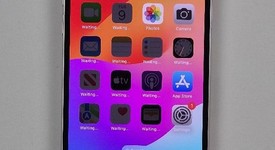 Fair
													Apple iPhone 13 - Unlocked, Pink, 128 GB, A2482, photo 2 of 7