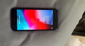 Good
													Apple iPhone 7 - AT&T, Black, 128 GB, A1778, photo 2 of 4