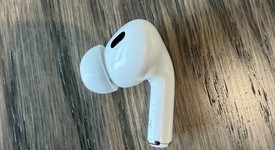 Used
													Apple AirPods Pro 2 - USB-C, photo 5 of 5