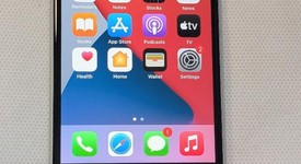 Good
													Apple iPhone SE 2nd Gen 2020 - Unlocked, White, 64 GB, A2275, photo 1 of 5