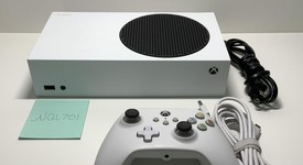 Good
													Xbox Series S (2020) - White, 512 GB, photo 1 of 5