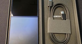 Good
													Samsung Galaxy Z Flip7 - Unlocked, Blue Shadow, 512 GB, 12 GB, SM-F766U1, photo 1 of 10