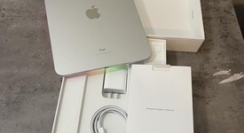 Mint
													Apple iPad 10th Gen - Wi-Fi, Silver, 256 GB, A2696, photo 1 of 7