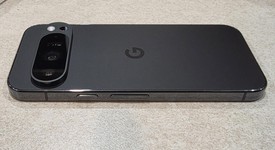 Mint
													Google Pixel 9 Pro - Unlocked, Obsidian, 256 GB, 16 GB, GR83Y, photo 4 of 7