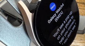 Mint
													Samsung Galaxy Watch4 - Unlocked, Gold, 40mm, photo 4 of 6