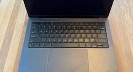Good
													MacBook Pro Late 2023 (M3) - 14" - Apple M3 Pro 12-core, Black, 1 TB, 18 GB, 18-core GPU, photo 3 of 8