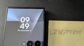 Mint
													Samsung Galaxy Z Flip7 - Unlocked, Jet Black, 512 GB, 12 GB, SM-F766U1, photo 4 of 7