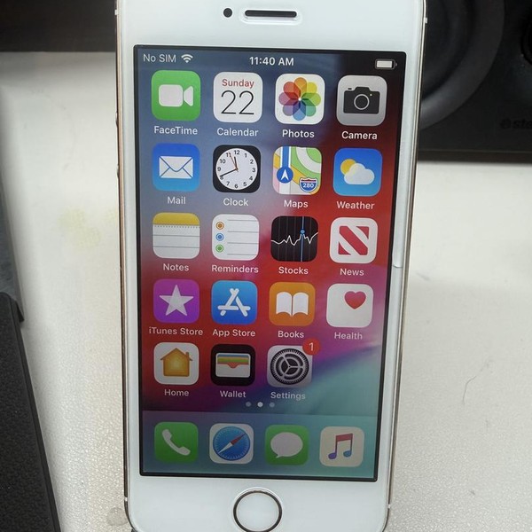 Apple iPhone 5S - Unlocked, 16 GB, Gold, A1533, GSM