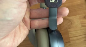 Used
													Sennheiser Momentum 4 - Black, photo 5 of 7
