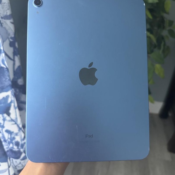 Apple iPad 10th Gen - Wi-Fi, 64 GB, Blue, A2696