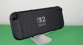 Mint
													Nintendo Switch 2 - Red & Blue, Standard, photo 5 of 8