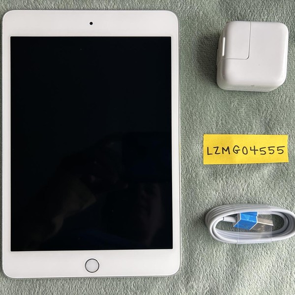 Apple iPad Mini 4 - Wi-Fi, 128 GB, Silver