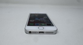 Good
													Apple iPhone SE 1st Gen 2016 - Unlocked, Silver, 32 GB, A1662, photo 3 of 6