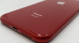 Fair
													Apple iPhone Xr - Unlocked, Red, 64 GB, A1984, photo 4 of 9