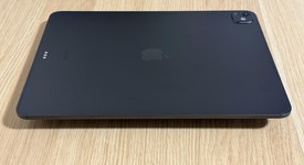 Mint
													Apple iPad Pro 13" (M4) 2024 - Unlocked, Black, 256 GB, 8 GB, A2926, Standard Glass, photo 5 of 8