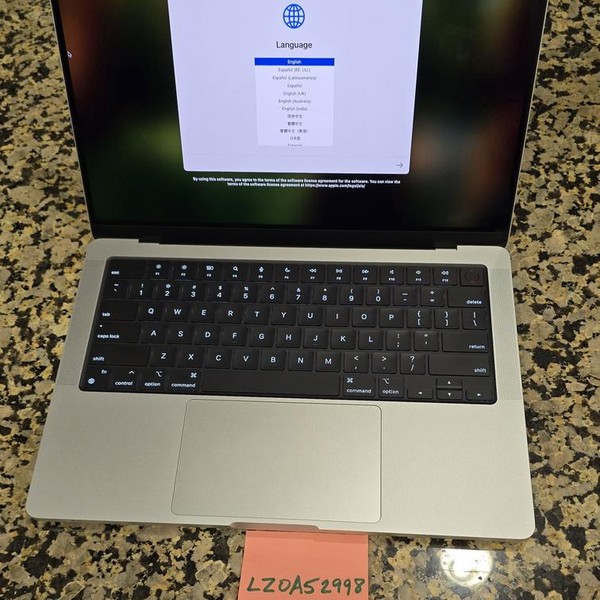 MacBook Pro 2024 - 14 inch - 1 TB, Silver, 24 GB, Apple M4 Pro 14-core