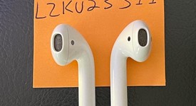 Used
													Apple AirPods 2nd Gen - Lightning Case, photo 4 of 7