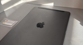 Good
													Apple iPad 9th Gen - Unlocked, Gray, 64 GB, A2603, photo 5 of 6