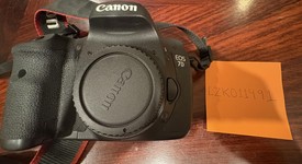 Mint
													Canon EOS 7D 18 MP CMOS, photo 1 of 25