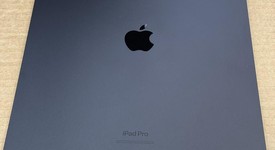 Mint
													Apple iPad Pro 13" (M4) 2024 - Unlocked, Black, 256 GB, 8 GB, A2926, Standard Glass, photo 1 of 6